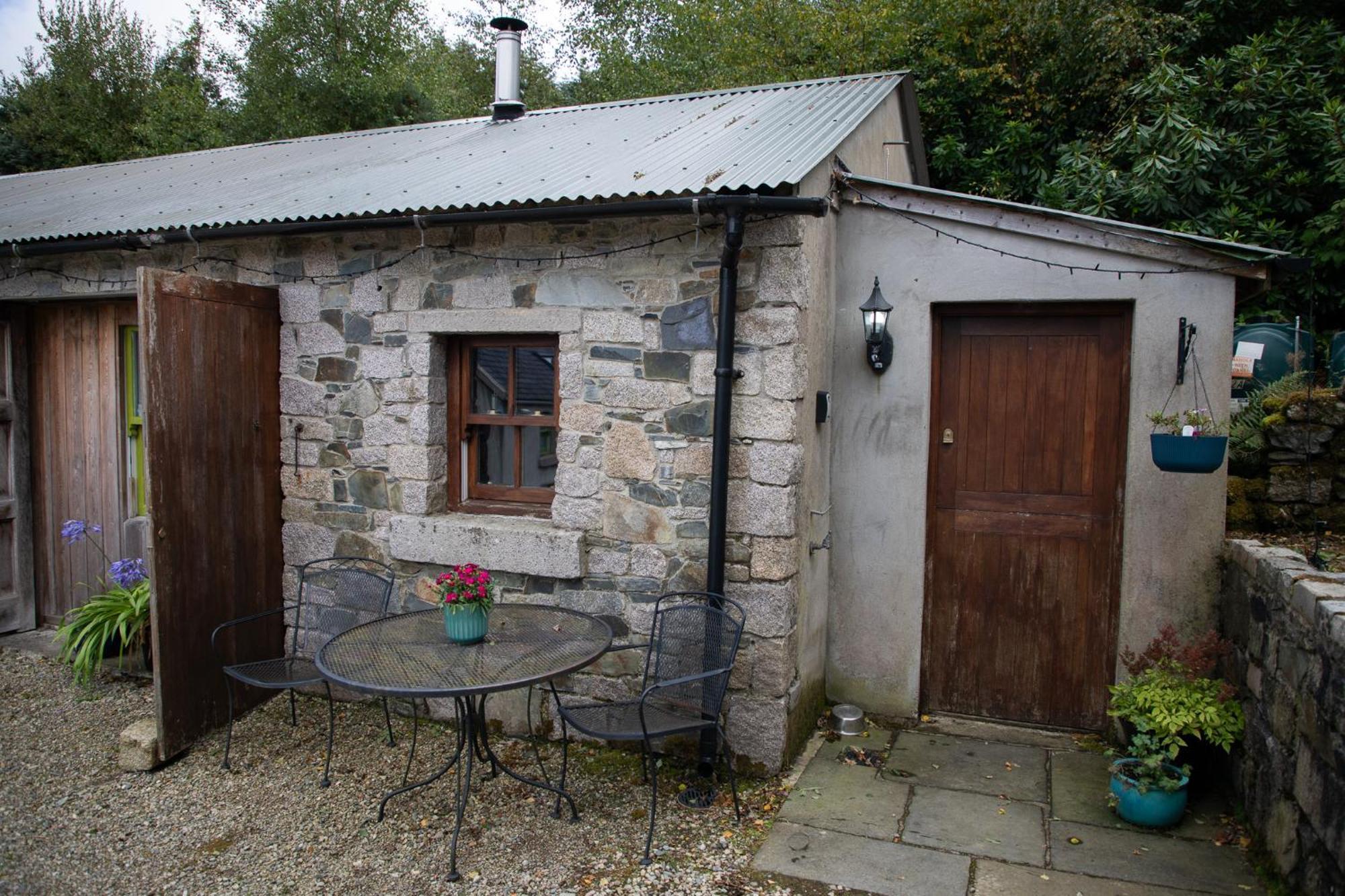 A Cosy Place In The Heart Of The Mournes Kilcoo エクステリア 写真