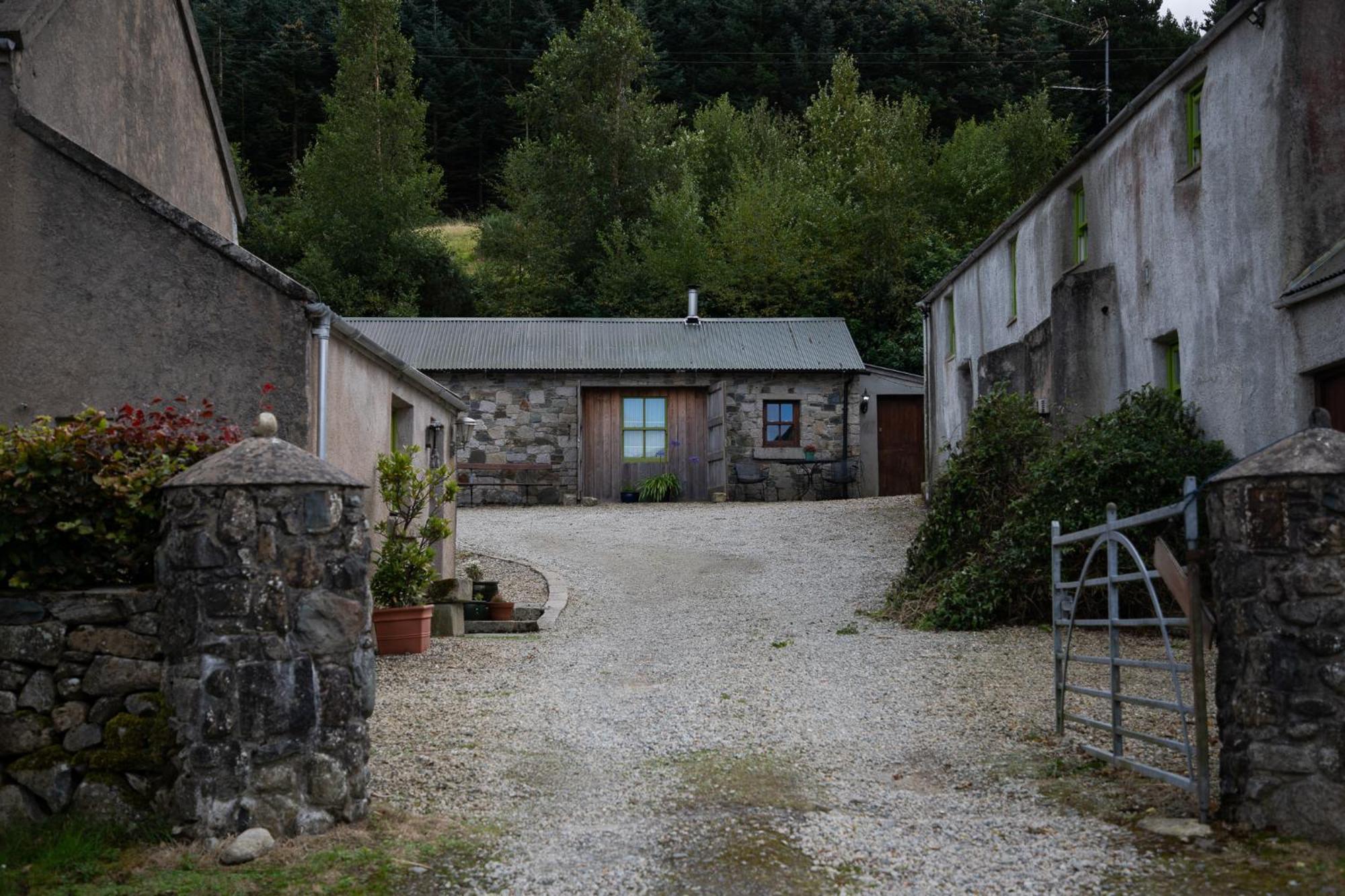 A Cosy Place In The Heart Of The Mournes Kilcoo エクステリア 写真