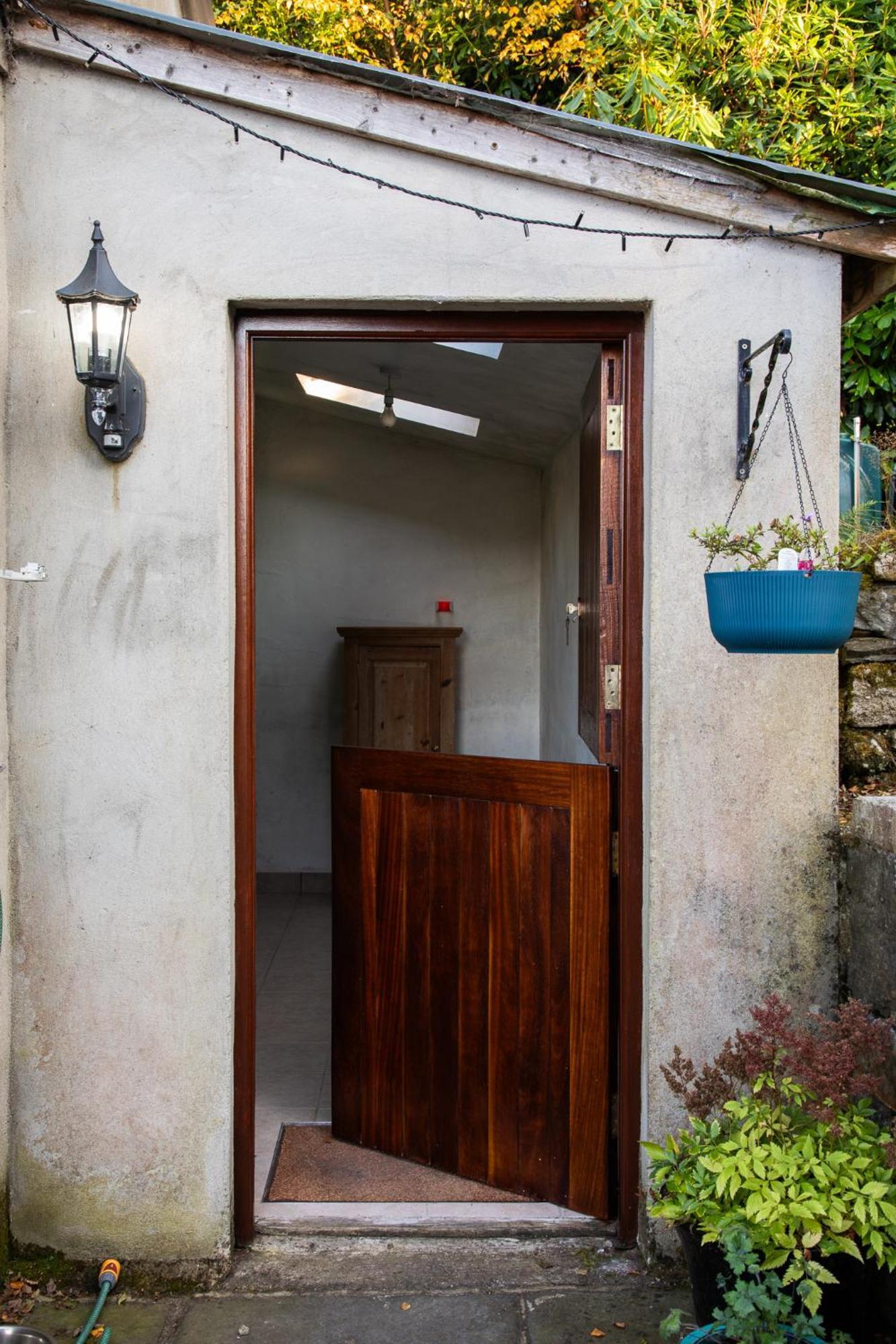 A Cosy Place In The Heart Of The Mournes Kilcoo エクステリア 写真